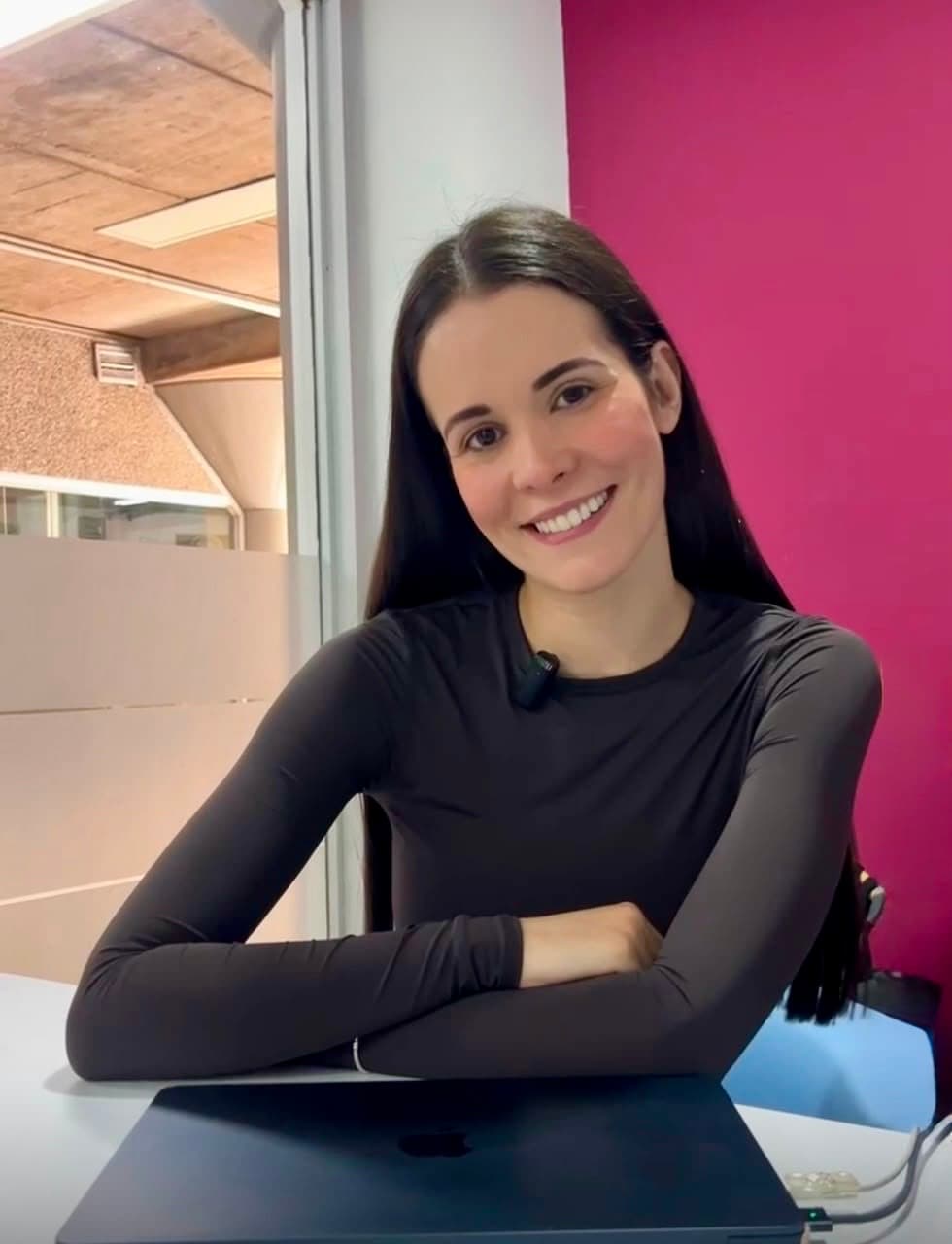 Katyuska Trujillo dando clase
